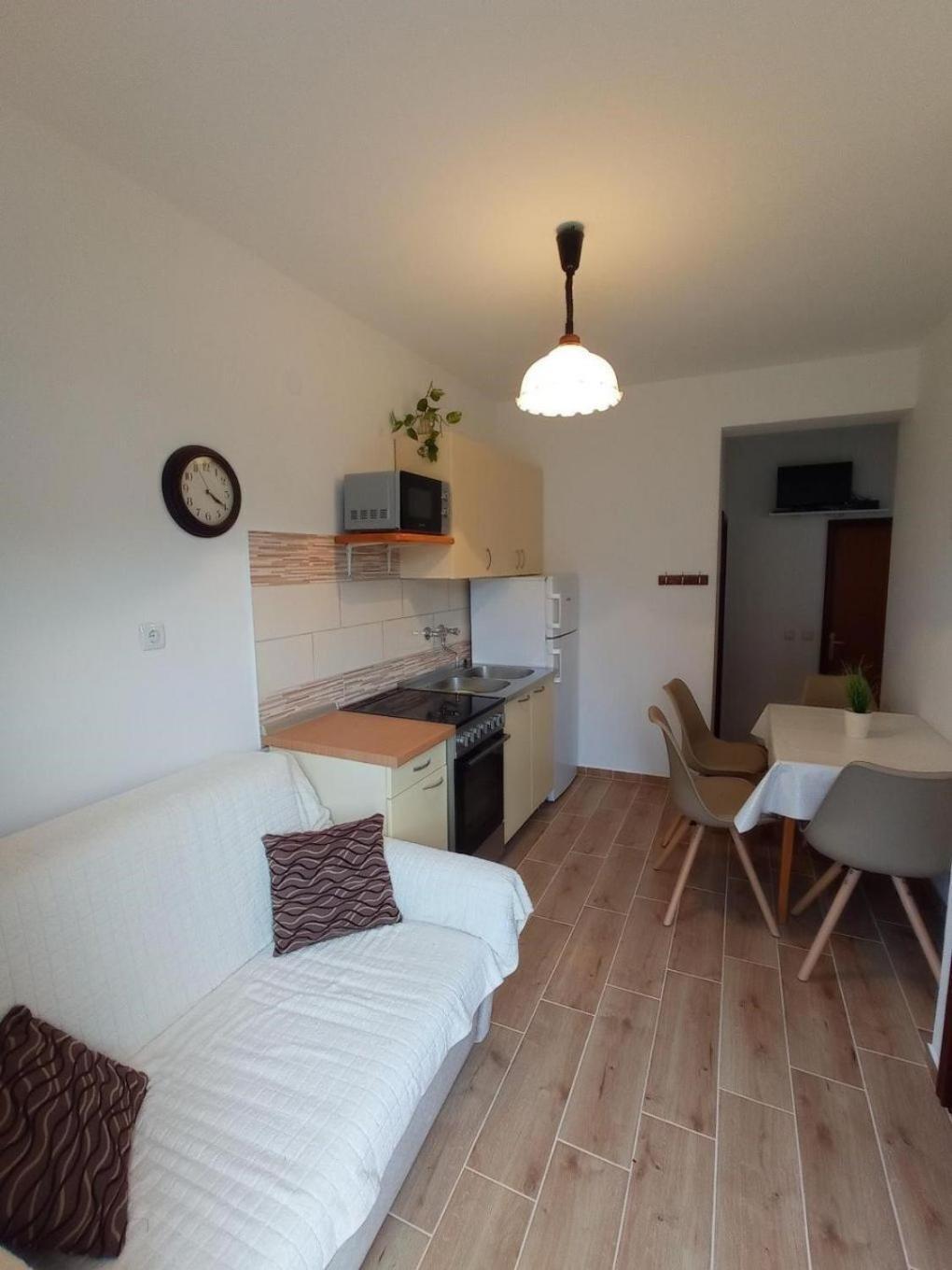 Apartments Ivo - With Terrace Supetarska Draga Exterior photo