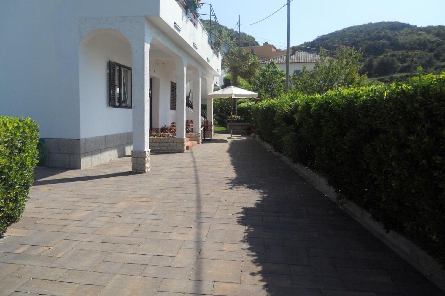 Apartments Ivo - With Terrace Supetarska Draga Exterior photo